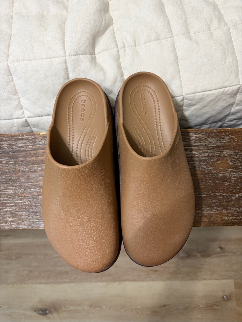 CROCS Dylan platform Mule in Tan